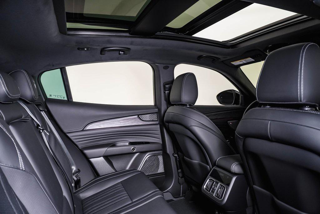 new 2025 Maserati Grecale car, priced at $82,875