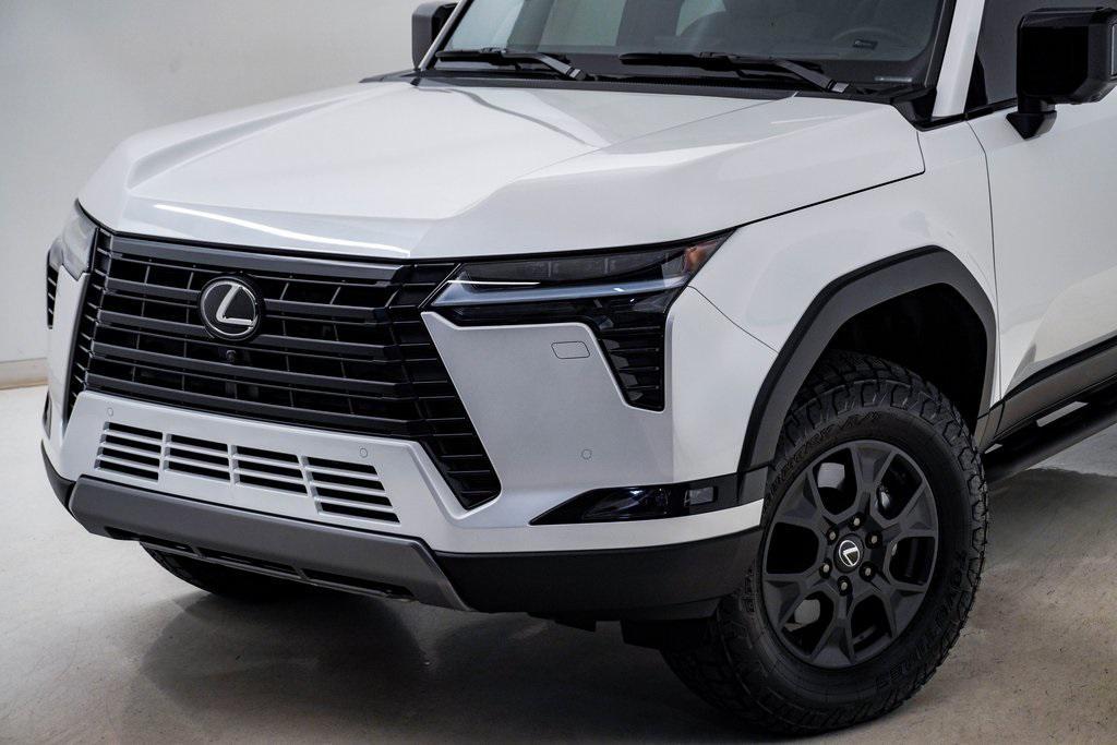 used 2025 Lexus GX 550 car, priced at $89,500
