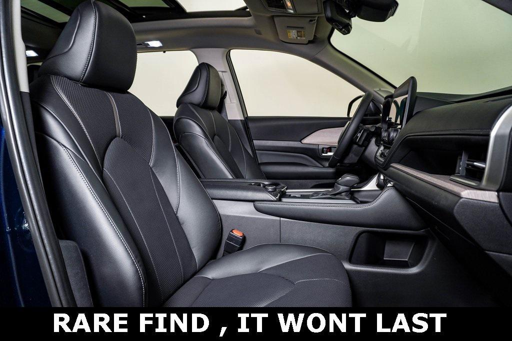 used 2025 Toyota Grand Highlander car, priced at $55,000