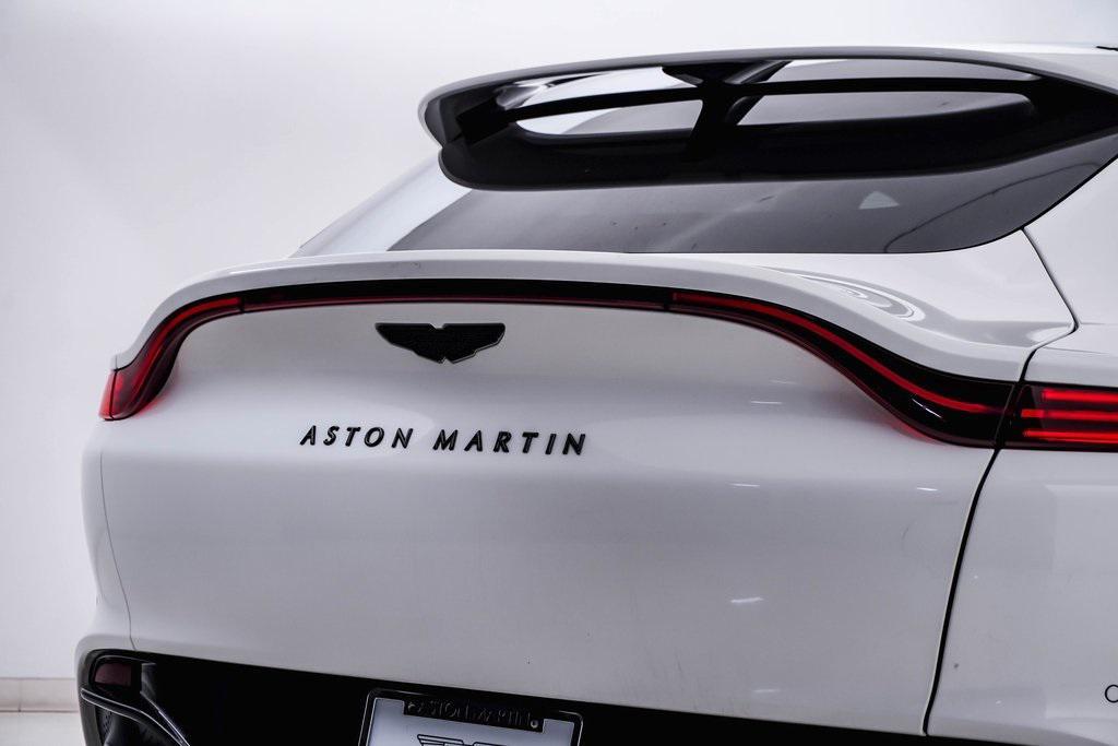 used 2021 Aston Martin DBX car