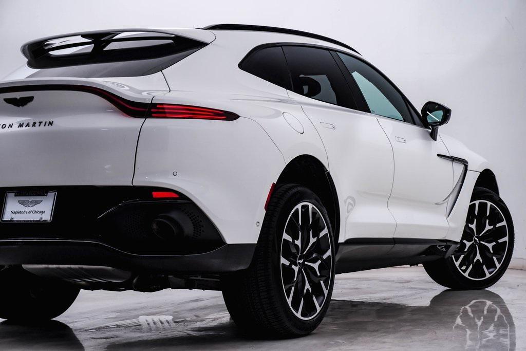 used 2021 Aston Martin DBX car