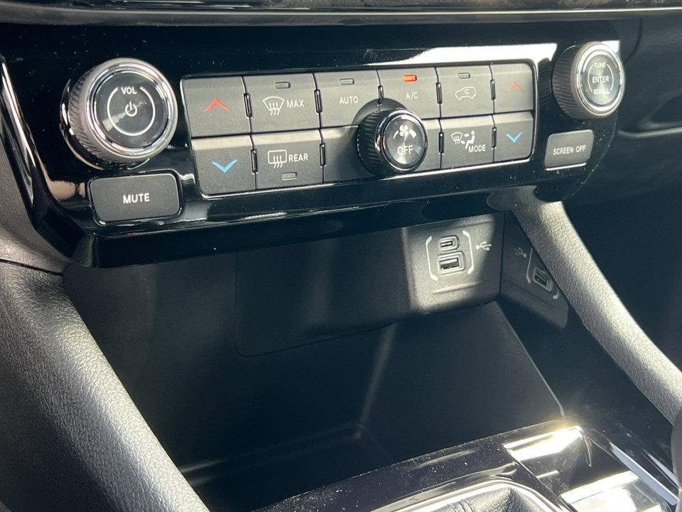 new 2025 Jeep Compass car, priced at $34,947