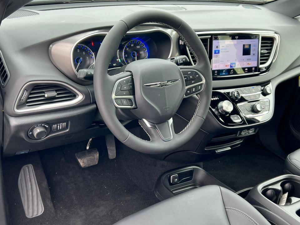 new 2025 Chrysler Voyager car, priced at $39,891
