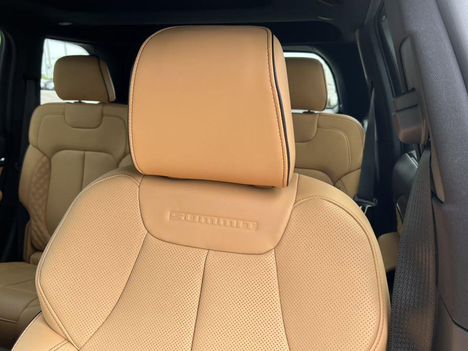 new 2025 Jeep Grand Cherokee car, priced at $58,092