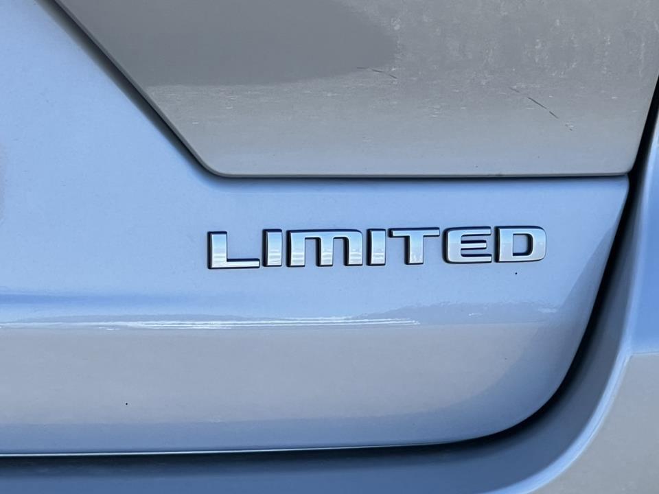 new 2025 Jeep Grand Cherokee car, priced at $44,006
