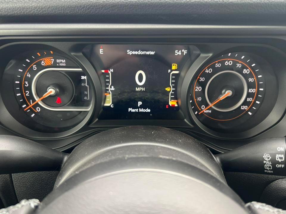 new 2025 Jeep Wrangler car, priced at $48,617