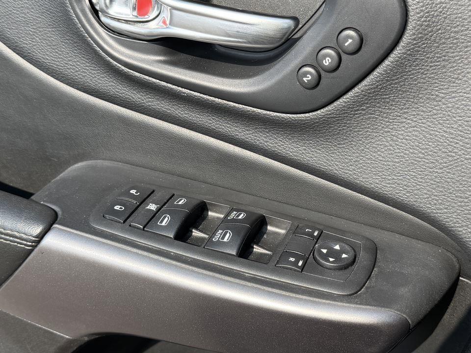used 2019 Jeep Cherokee car, priced at $17,790