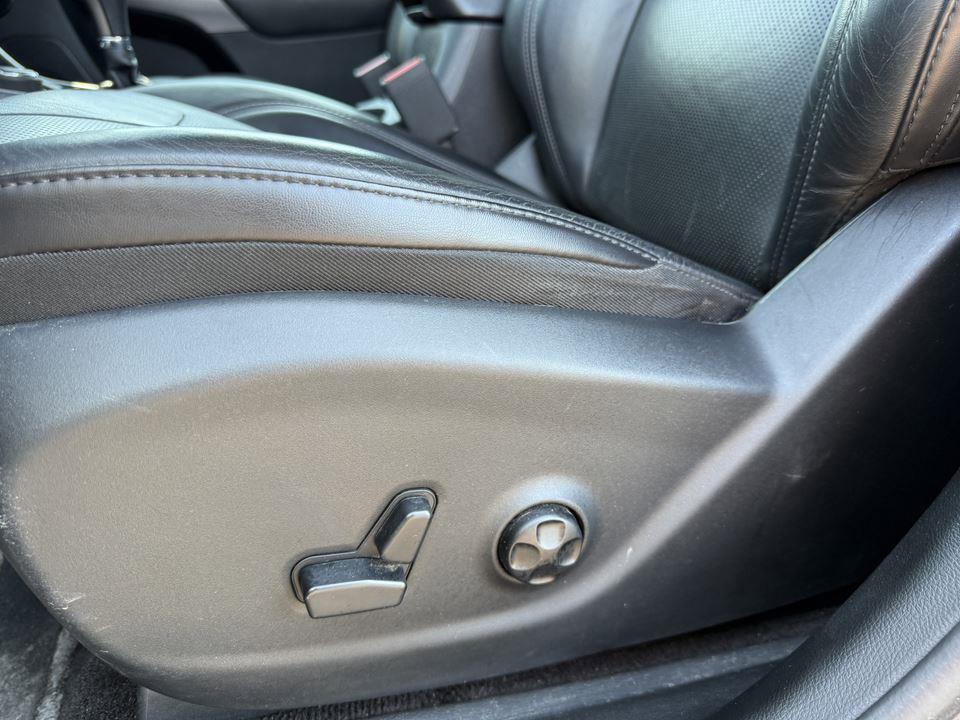 used 2019 Jeep Cherokee car, priced at $17,790