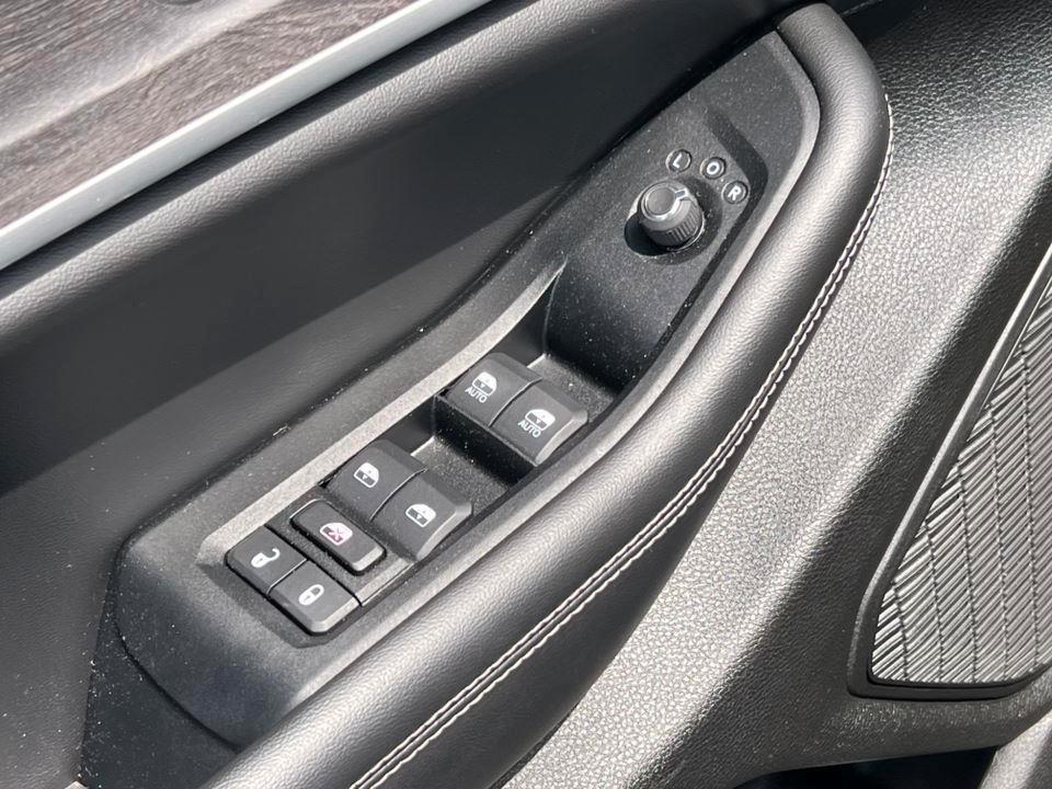 used 2023 Jeep Grand Cherokee L car, priced at $37,590