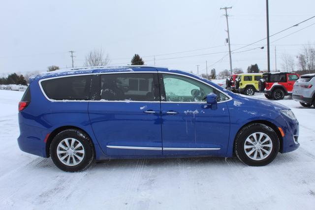 used 2018 Chrysler Pacifica car, priced at $18,490