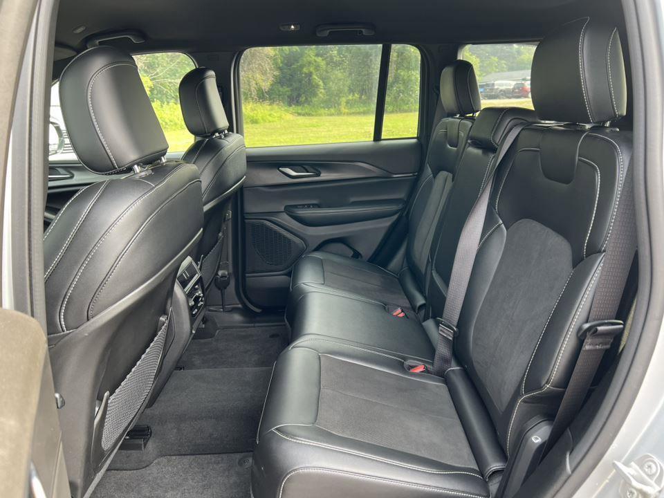 used 2023 Jeep Grand Cherokee car, priced at $36,990