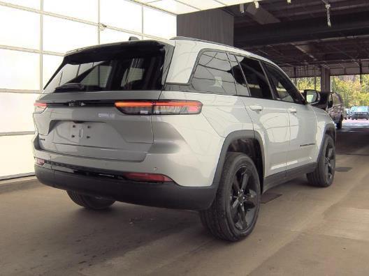 used 2023 Jeep Grand Cherokee car, priced at $37,490