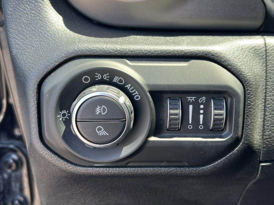used 2020 Jeep Gladiator car, priced at $28,690