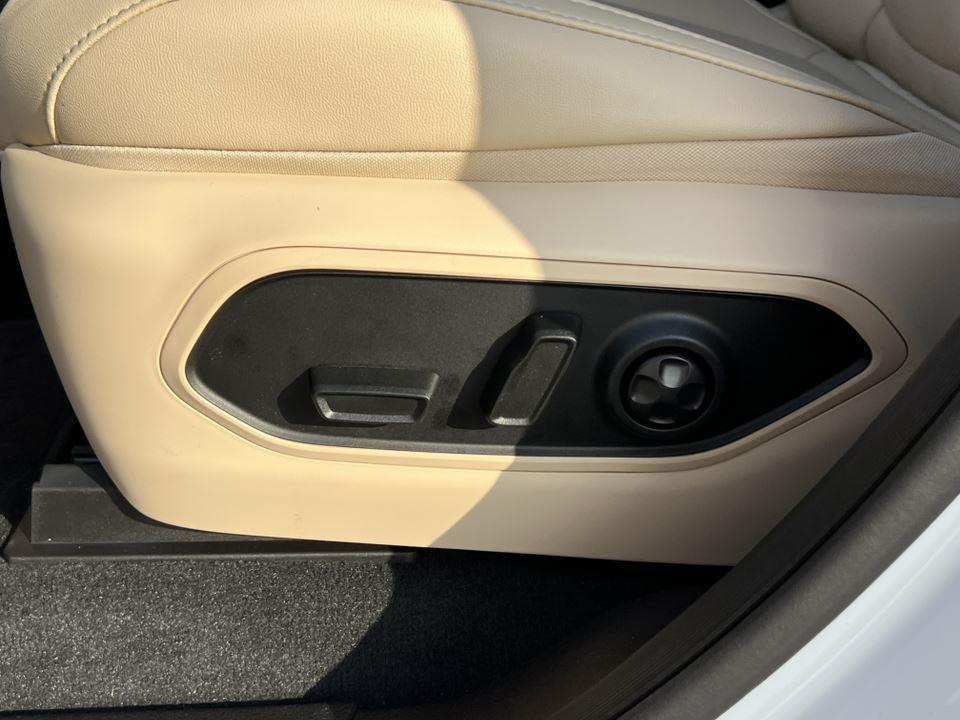new 2025 Jeep Grand Cherokee car, priced at $46,621