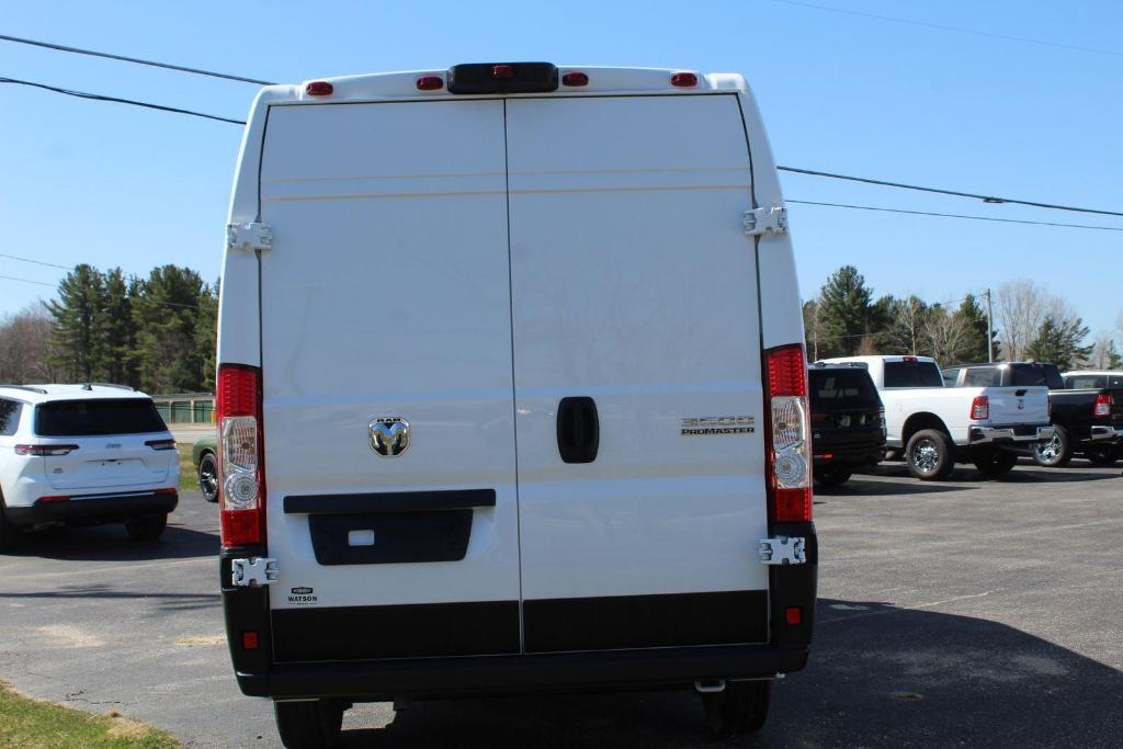 new 2024 Ram ProMaster 3500 car, priced at $50,954