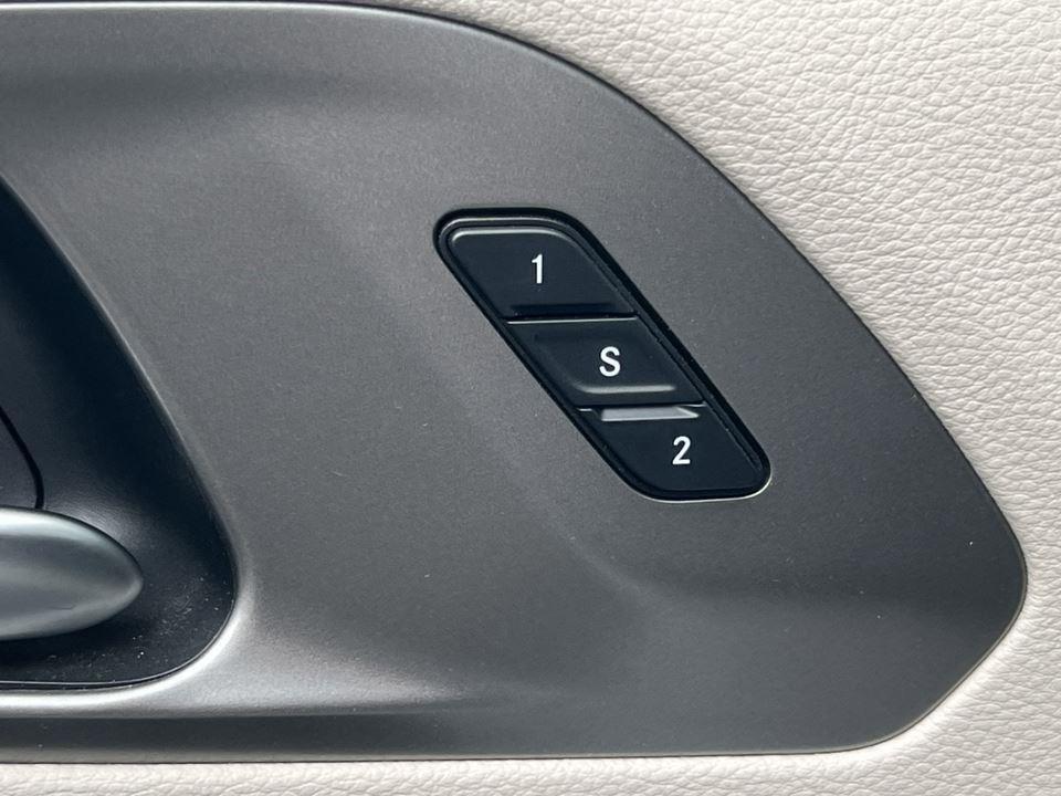used 2022 Chrysler Pacifica Hybrid car, priced at $26,990