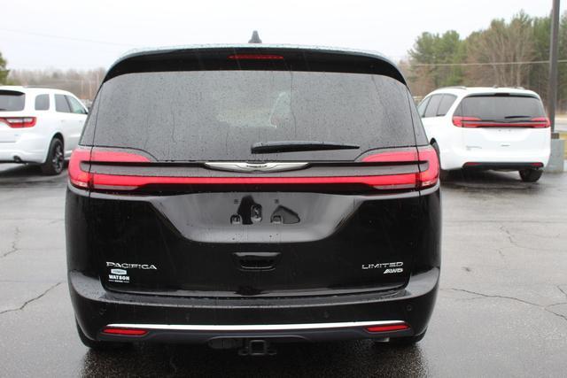 new 2024 Chrysler Pacifica car, priced at $47,615