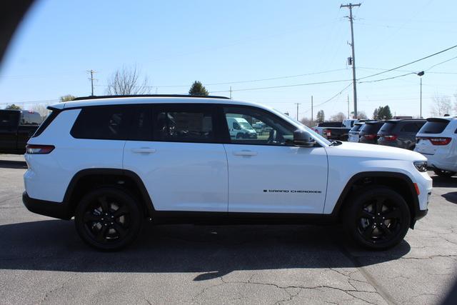 new 2024 Jeep Grand Cherokee L car, priced at $49,256