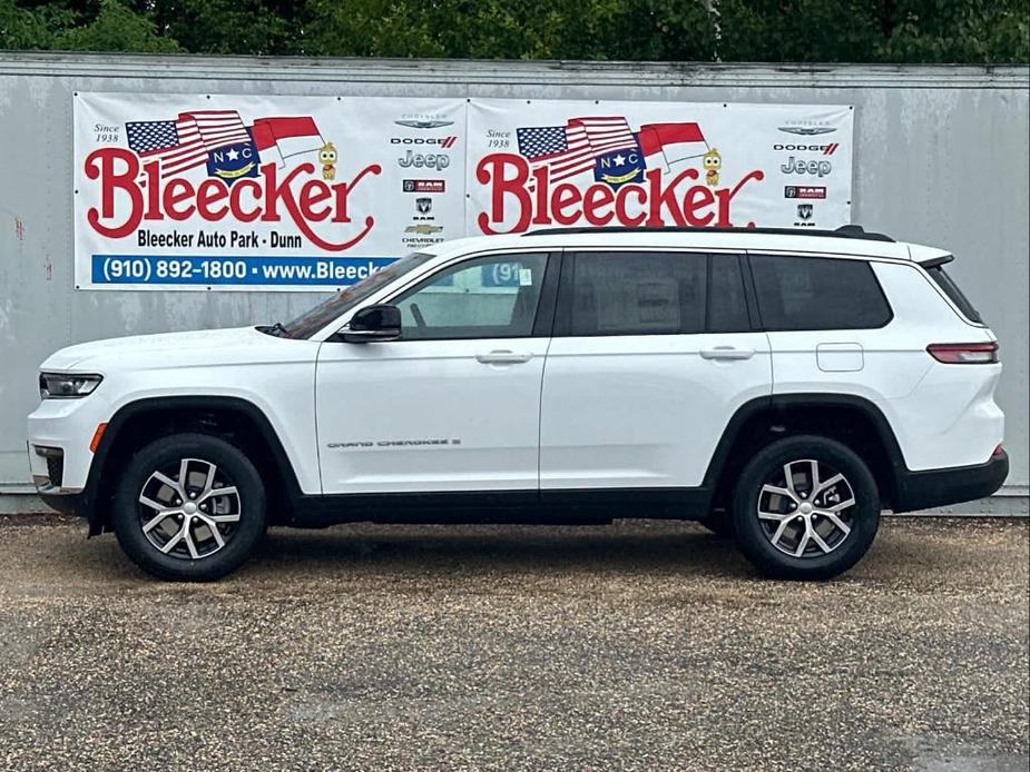 new 2024 Jeep Grand Cherokee L car, priced at $52,245