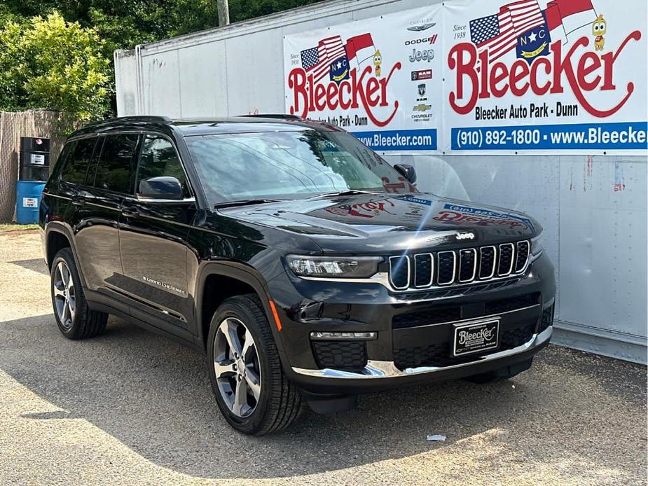 new 2024 Jeep Grand Cherokee L car, priced at $61,261