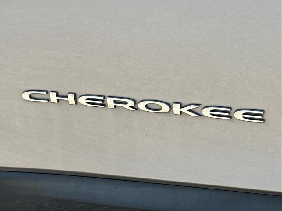 used 2020 Jeep Cherokee car, priced at $19,591