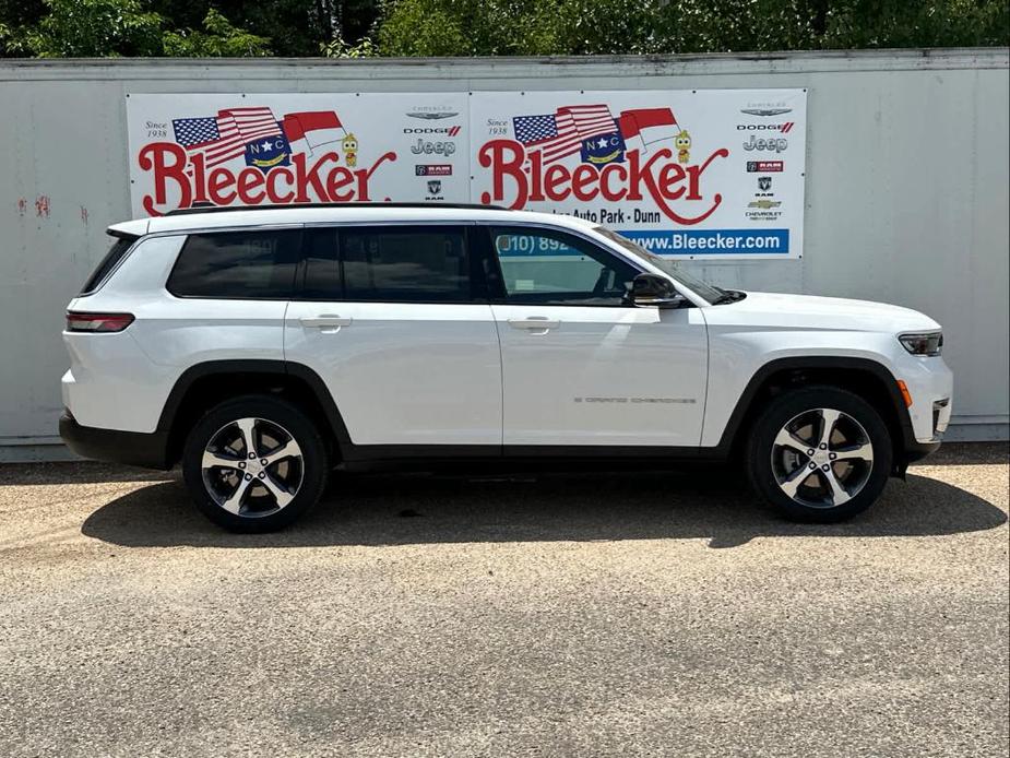 new 2024 Jeep Grand Cherokee L car, priced at $60,795