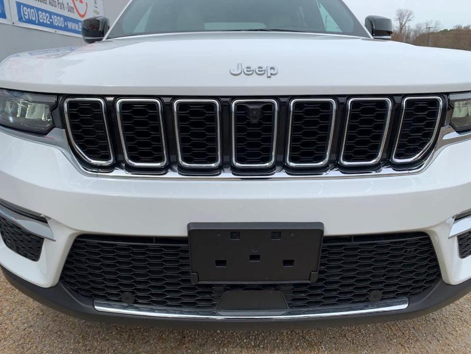 new 2024 Jeep Grand Cherokee car, priced at $58,760