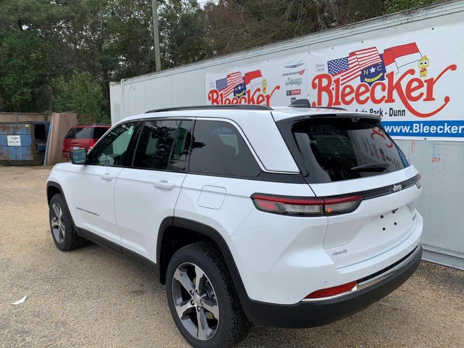 new 2024 Jeep Grand Cherokee car, priced at $58,760