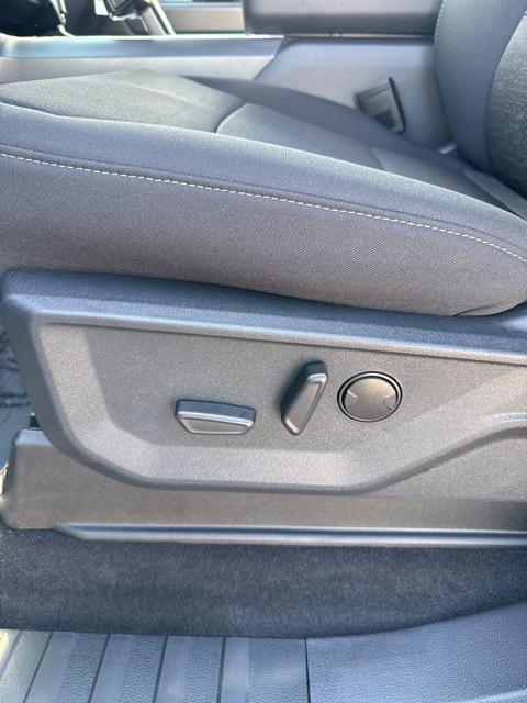 new 2025 Ford F-150 car, priced at $60,551