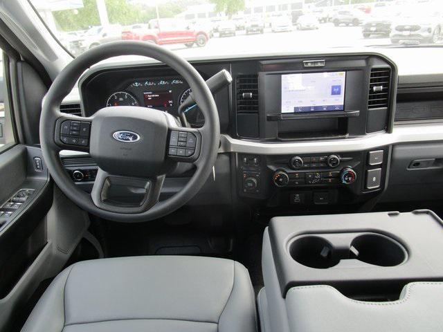 new 2025 Ford F-250 car, priced at $62,316