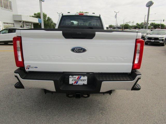 new 2025 Ford F-250 car, priced at $62,316
