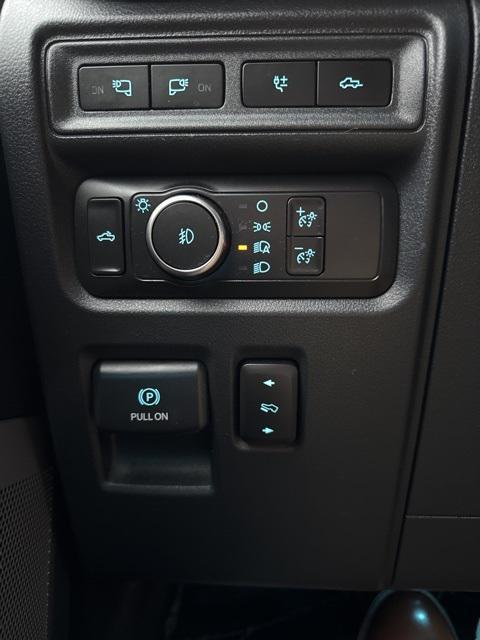 used 2021 Ford F-150 car, priced at $37,899