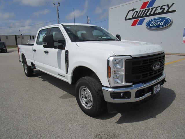 new 2025 Ford F-250 car, priced at $62,803