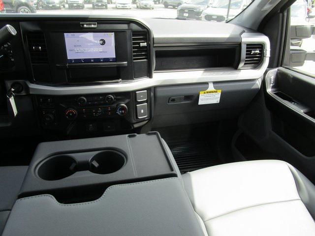 new 2025 Ford F-250 car, priced at $62,803