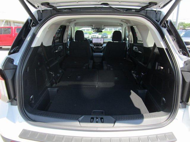 new 2025 Ford Explorer car, priced at $41,010