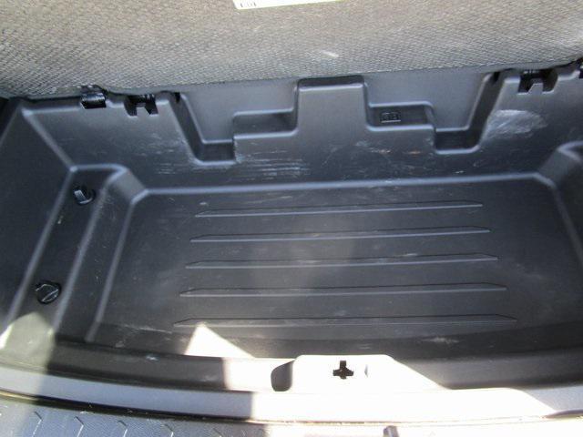 used 2023 Chevrolet Traverse car, priced at $32,099