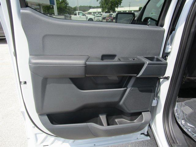 new 2025 Ford F-150 car, priced at $47,042