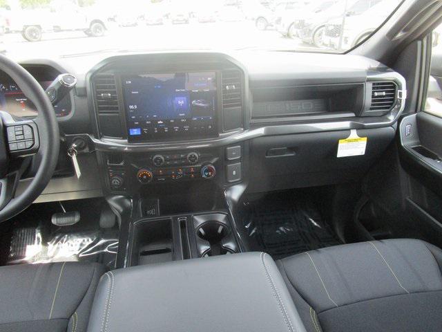 new 2025 Ford F-150 car, priced at $47,042