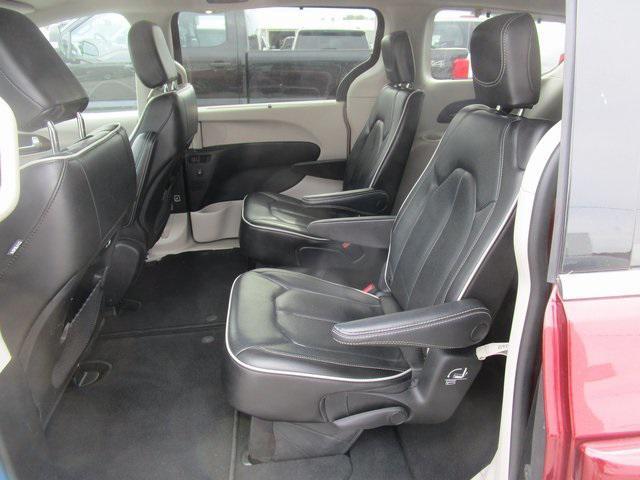 used 2023 Chrysler Pacifica car, priced at $33,476