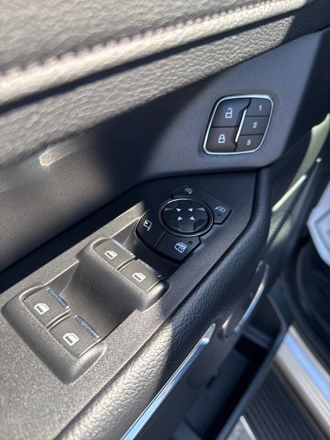 used 2019 Ford Expedition car, priced at $23,990