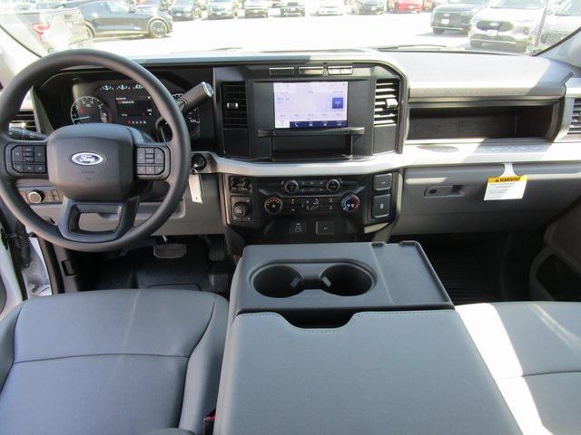 new 2024 Ford F-350 car, priced at $43,062