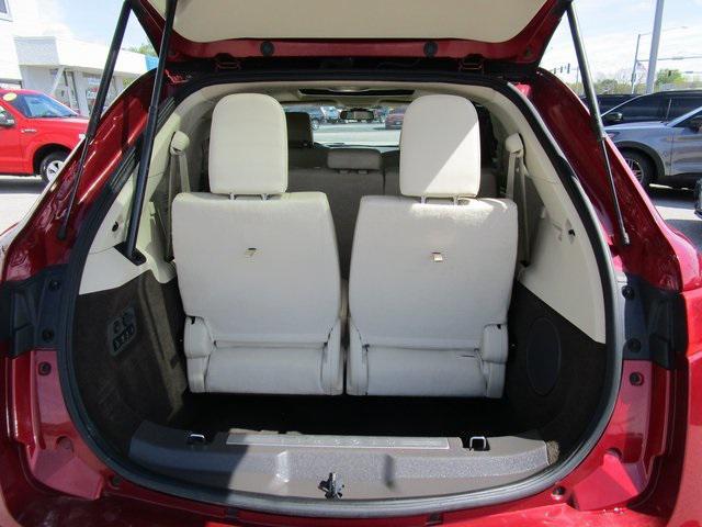 used 2013 Lincoln MKT car, priced at $8,990