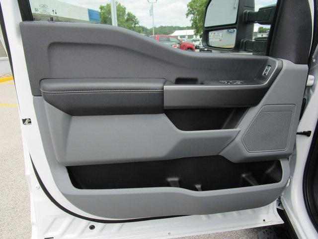 new 2025 Ford F-350 car, priced at $55,154