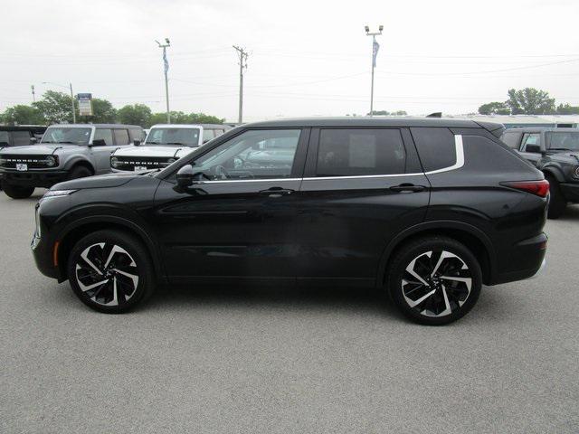 used 2024 Mitsubishi Outlander car, priced at $25,977