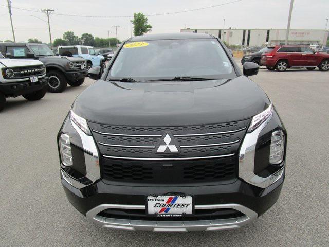 used 2024 Mitsubishi Outlander car, priced at $25,977