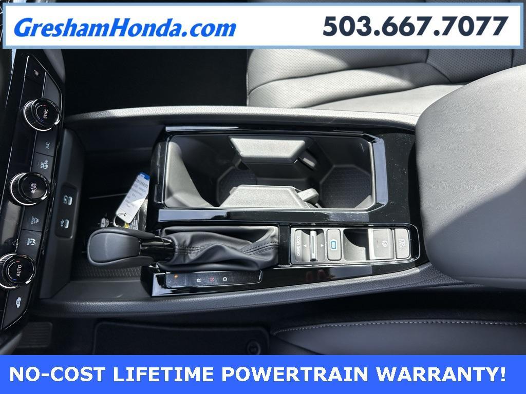 new 2025 Honda Accord Hybrid car