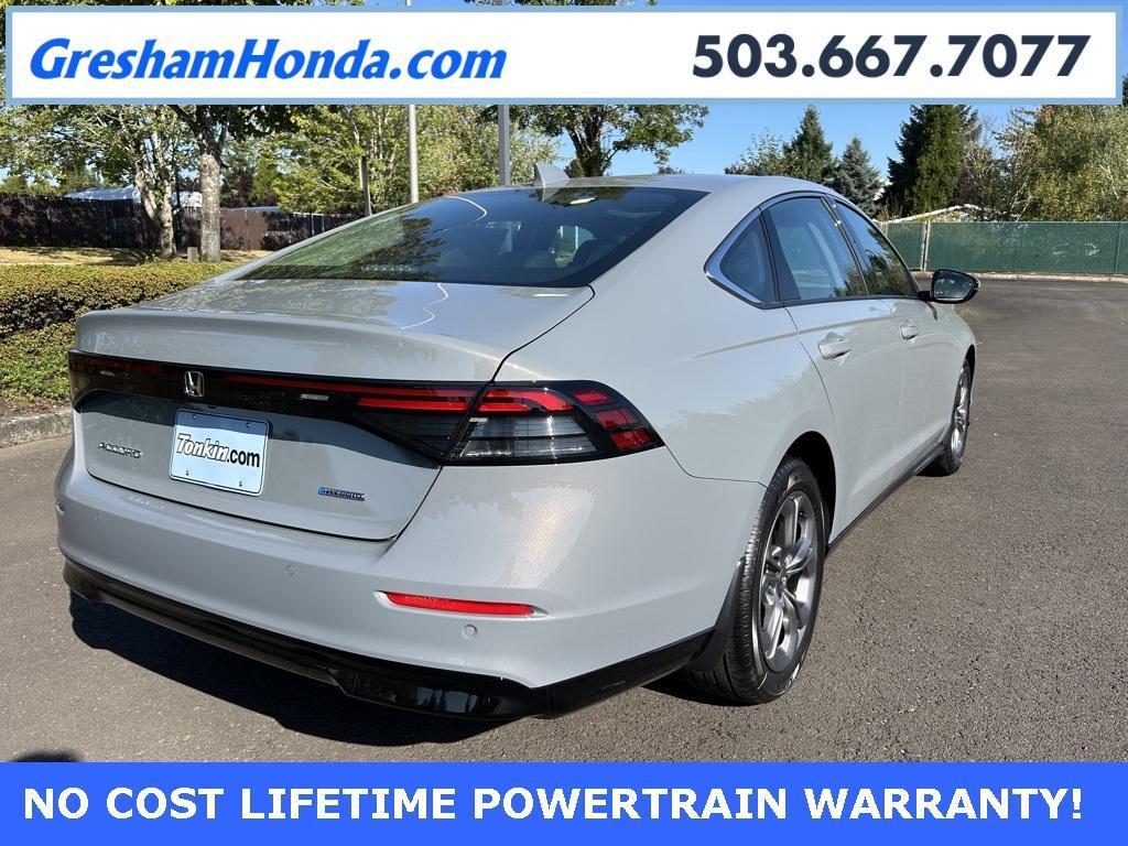 new 2025 Honda Accord Hybrid car
