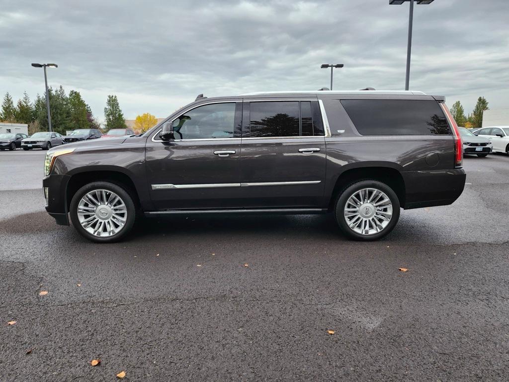 used 2018 Cadillac Escalade ESV car, priced at $35,953