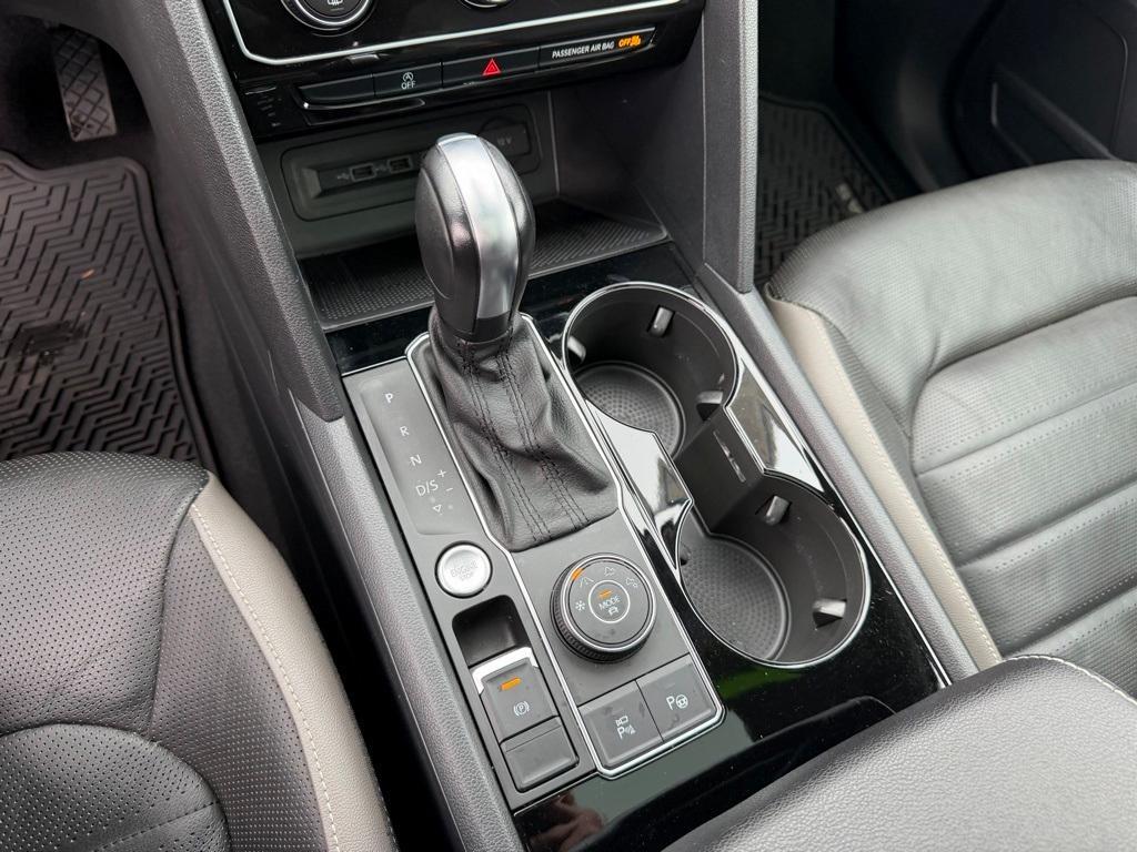 used 2021 Volkswagen Atlas car, priced at $29,992