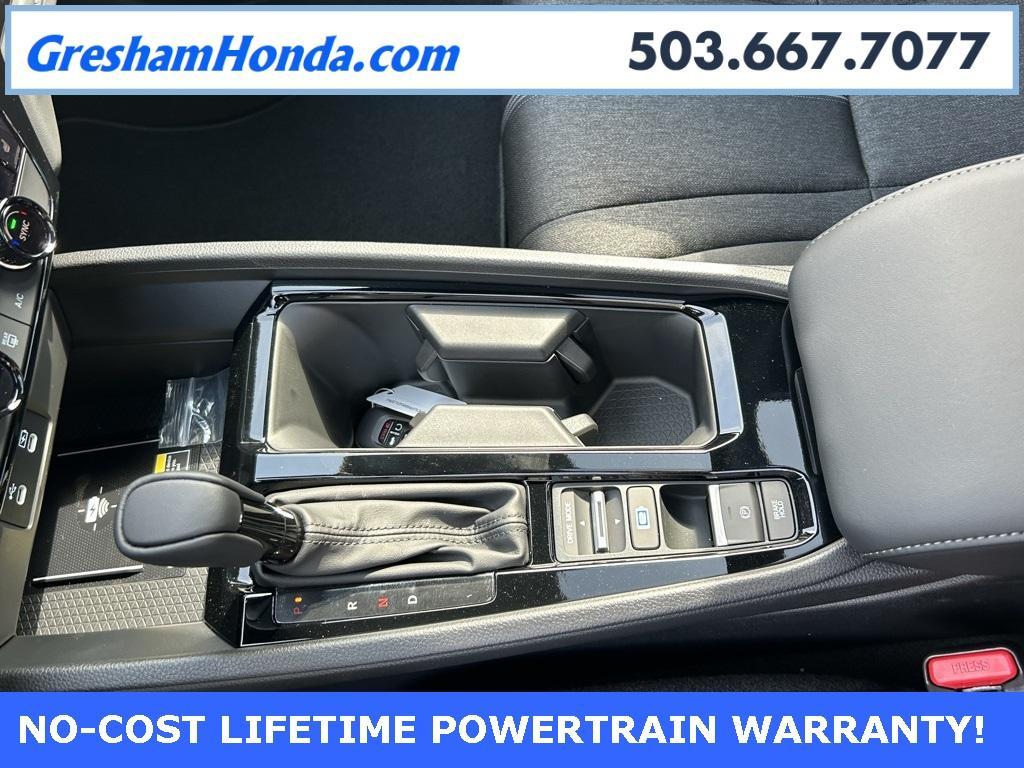 new 2025 Honda Accord Hybrid car